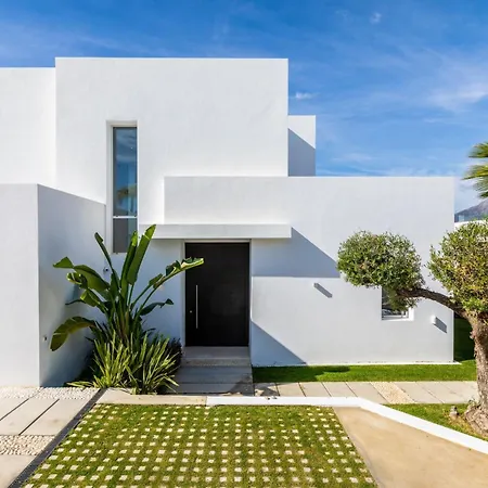 Beautiful With Amazing Views Villa Marbella